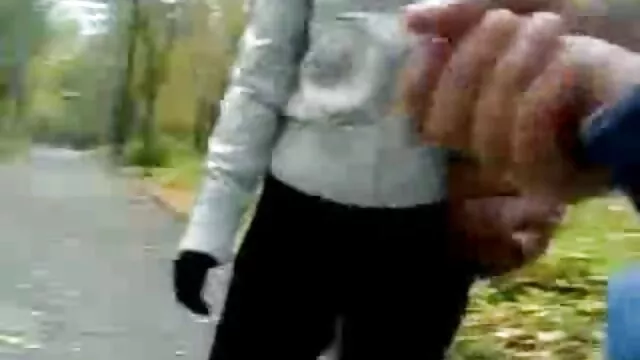 Pequeña adolescente alemana en un gangbang amateur pono español latino real después de la fiesta