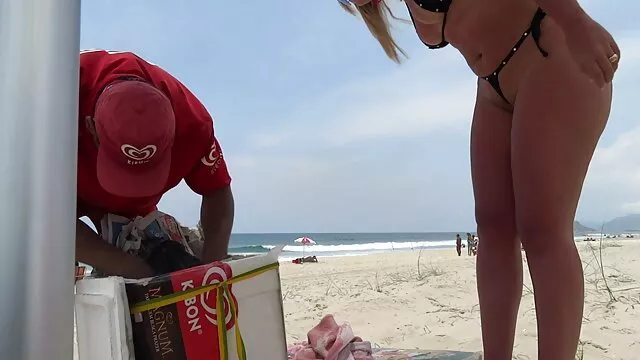 Bikini porno
