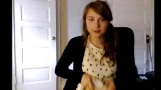 Nena asiática de gran sexso latino culo es embestida