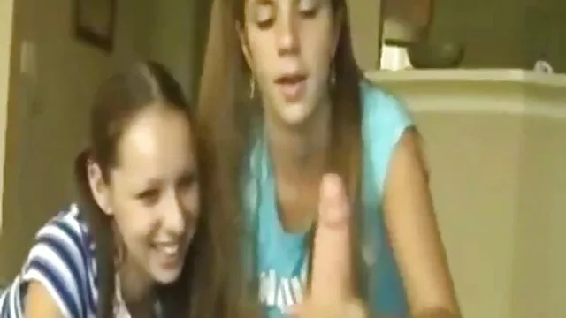 Latina videos pornos gay de latinos Tess Morgan se la follan en pov
