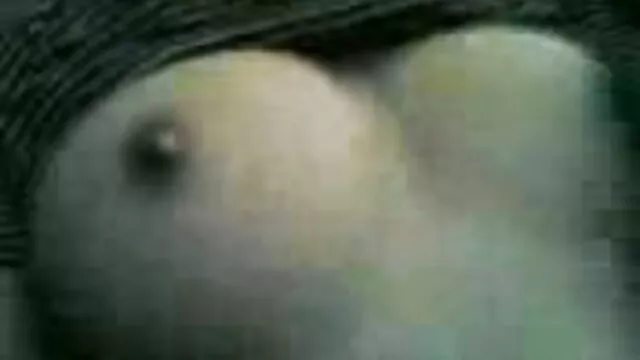 Chicas en la tinas cojiendo la playa.mp4