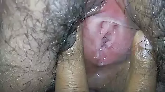 Electro porno latino hablado y juguete
